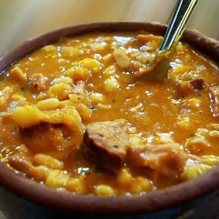 Receta de locro bien fácil: por qué se come el 1 de mayo