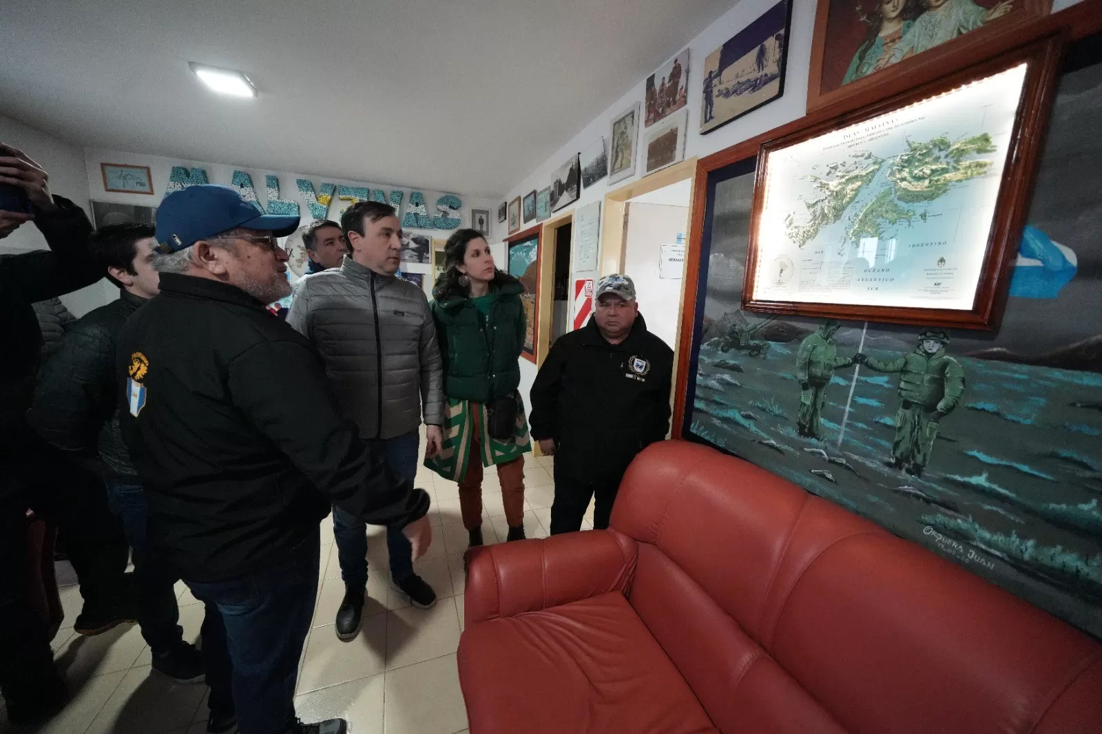 Pablo Grasso y Javier Castro recorrieron Puerto Santa Cruz, se reunieron con veteranos de guerra, clubes deportivos y jóvenes de la localidad  