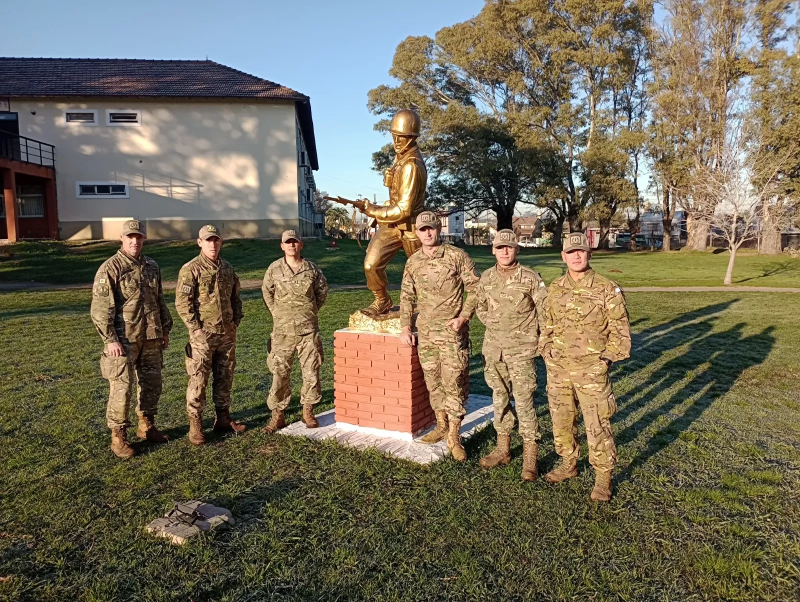 La Patrulla de Infantería de Santa Cruz quedó entre las 3 mejores del país: quienes son sus integrantes La Patrulla de Infantería de Santa Cruz quedó entre las 3 mejores del país: quienes son sus integrantes