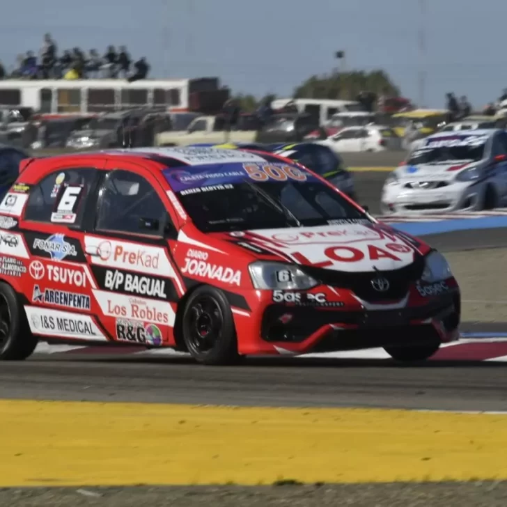 Turismo Nacional: Renzo Blotta se quedó con la serie más rápida y saldrá primero en la final de la Clase 2