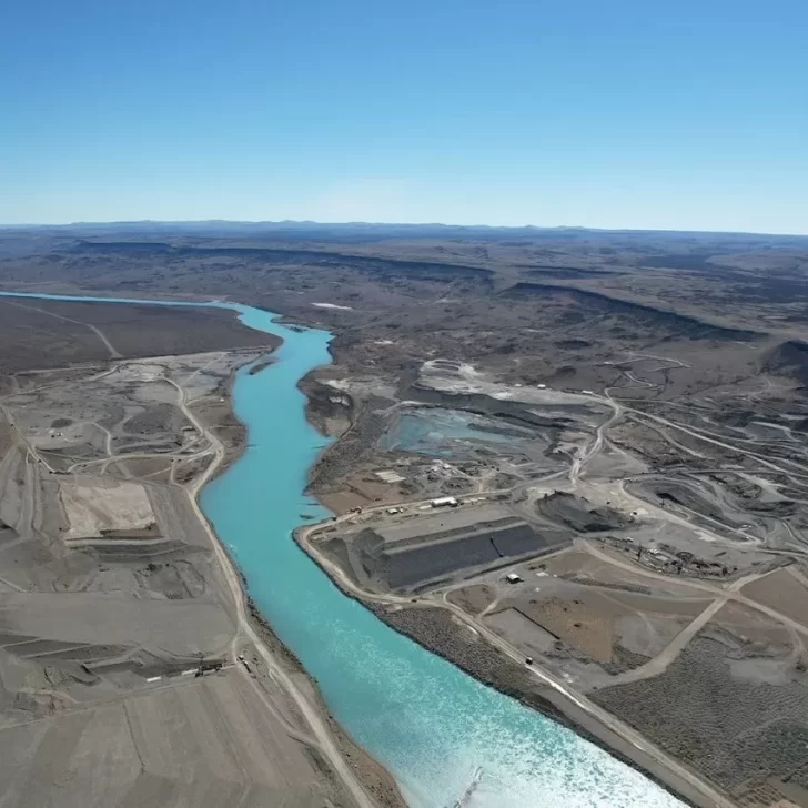 Economía y Enarsa avanzan con China en reanudación de un crédito para represas de Santa Cruz Economía y Enarsa avanzan con China en reanudación de un crédito para represas de Santa Cruz