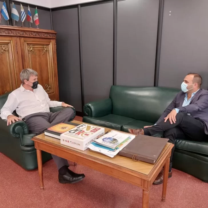 Importante reunión entre autoridades del CPE y el Instituto Nacional de ...