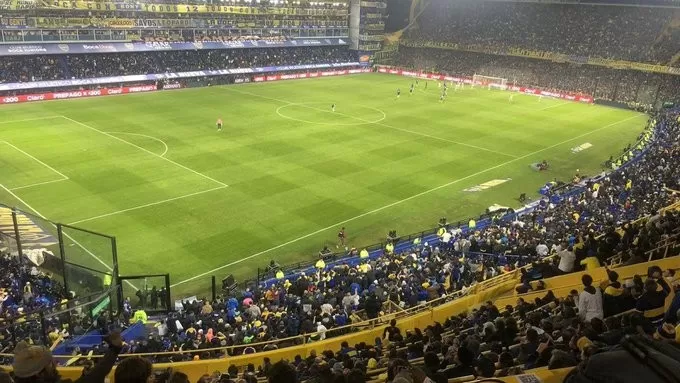 Murió un hincha y socio vitalicio de Boca en la tribuna de la Bombonera
