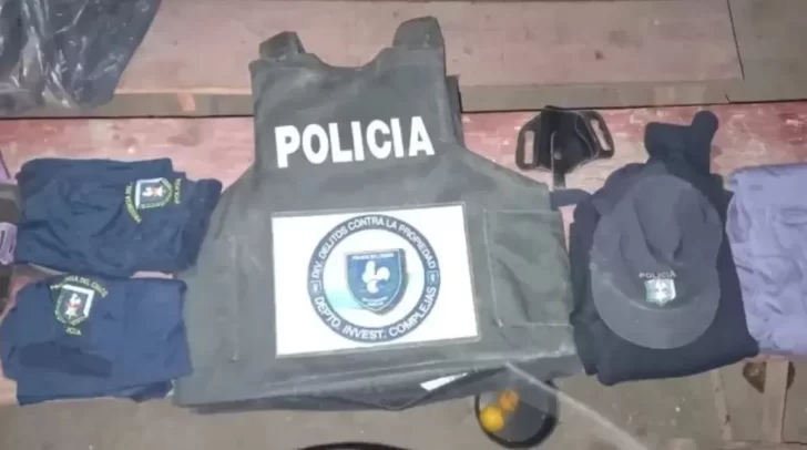 Robo de película: se hicieron pasar por policías y se robaron 1,5 millones de pesos, dólares, un auto y una moto