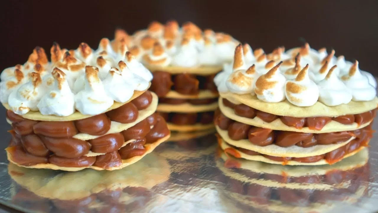 Receta de torta Rogel: un clásico irresistible de la pastelería argentina