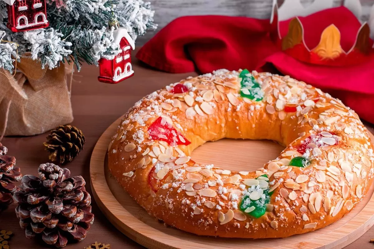 Receta de rosca de Reyes esponjosa y dulce para preparar con los niños Receta de rosca de Reyes esponjosa y dulce para preparar con los niños