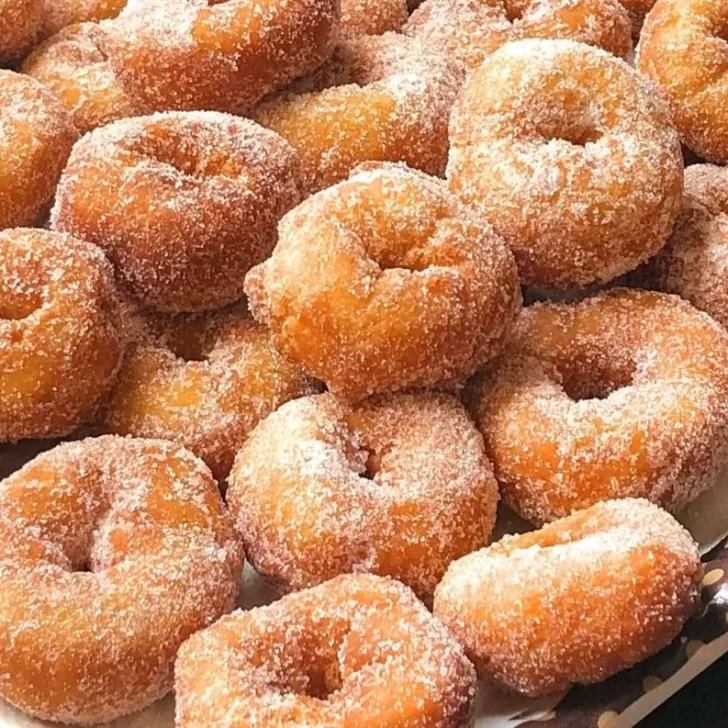 Receta de rosquitas caseras: un clásico azucarado y esponjoso