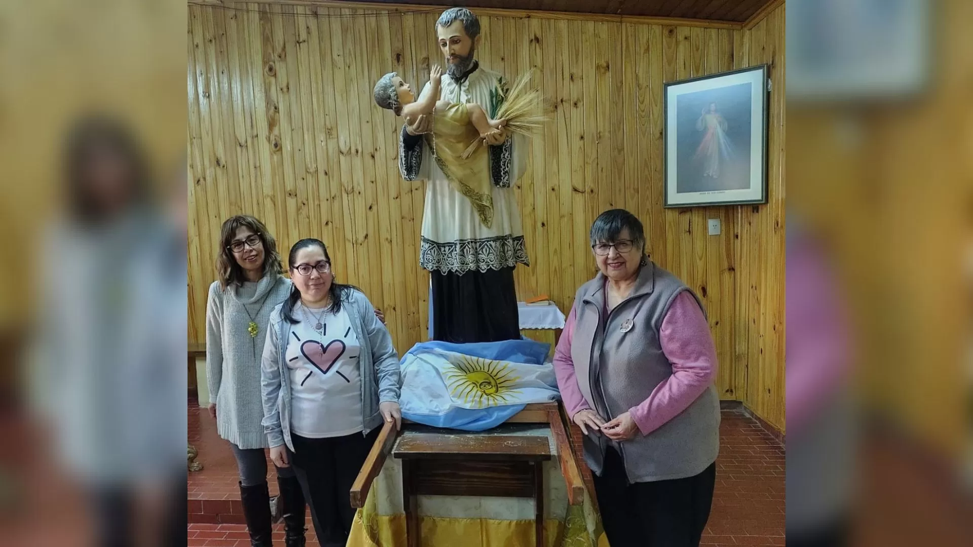 Vigilia y caravana en Caleta Olivia en la víspera del Día de San Cayetano