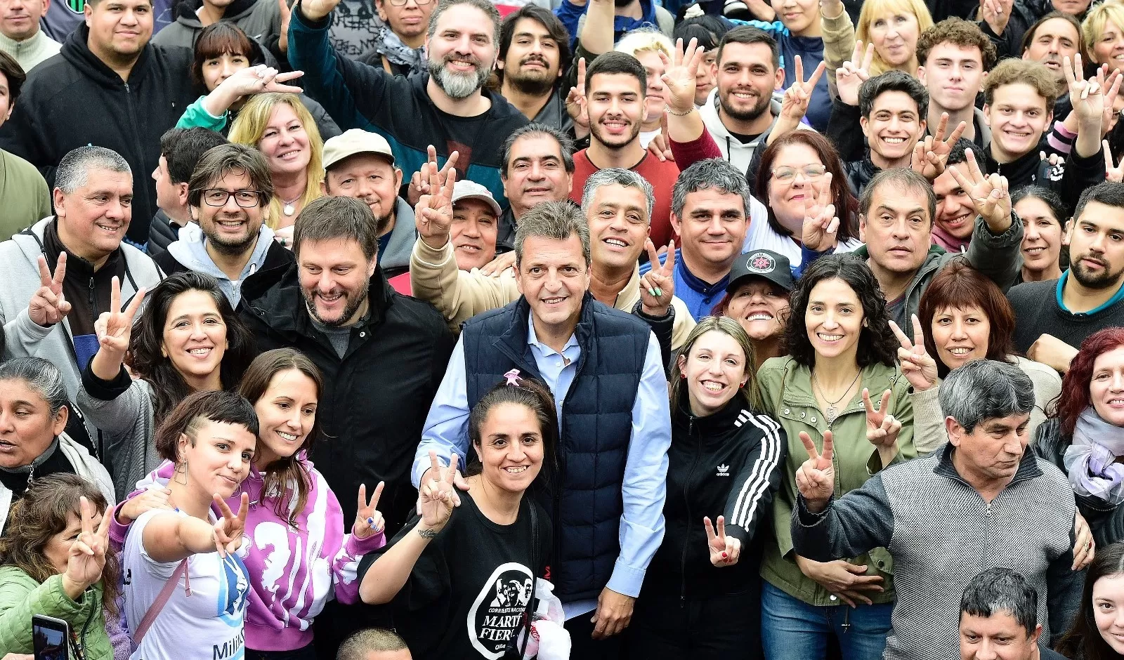 Sergio Massa recorrió Villa Lugano y visitó comedores comunitarios