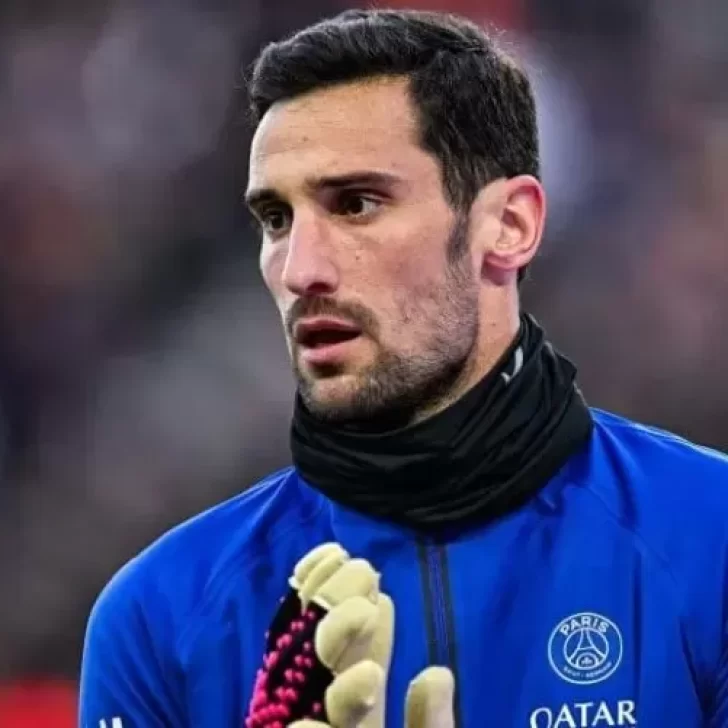 El arquero Sergio Rico, de PSG, se cayó de un caballo y lucha por su vida El arquero Sergio Rico, de PSG, se cayó de un caballo y lucha por su vida