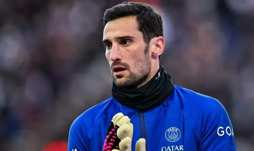 El arquero Sergio Rico, de PSG, se cayó de un caballo y lucha por su vida El arquero Sergio Rico, de PSG, se cayó de un caballo y lucha por su vida