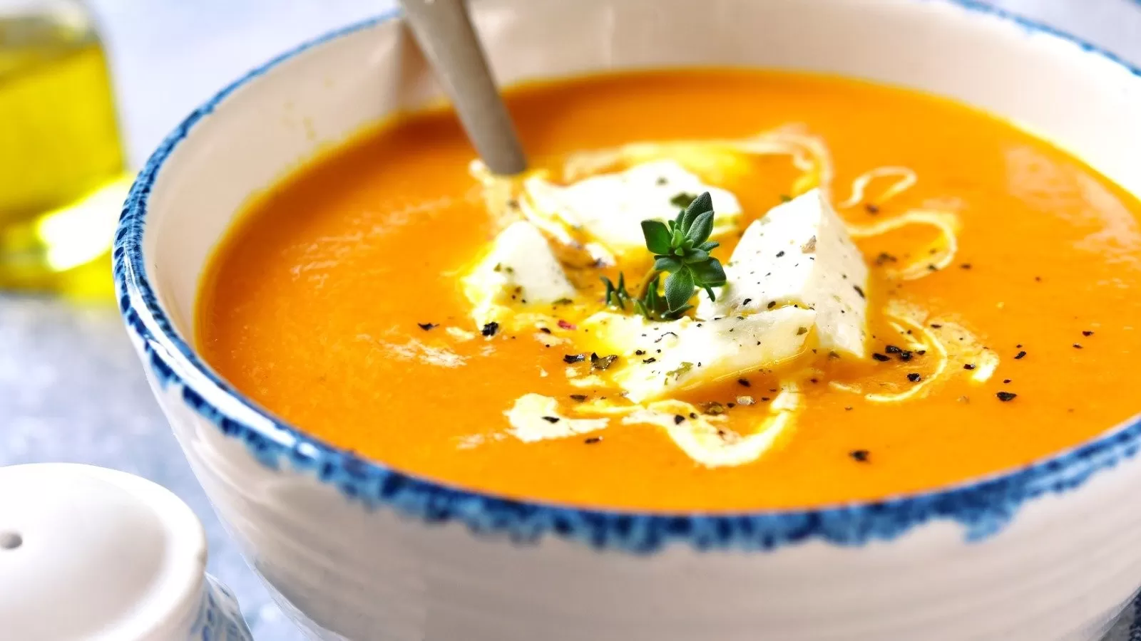 Invierno bajo cero: receta de sopa cremosa de calabaza con queso fundido Invierno bajo cero: receta de sopa cremosa de calabaza con queso fundido