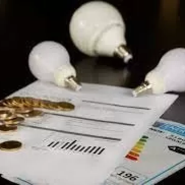 Tarifas de luz: ¿Si el consumo supera los 400kW se quitará el subsidio? Tarifas de luz: ¿Si el consumo supera los 400kW se quitará el subsidio?