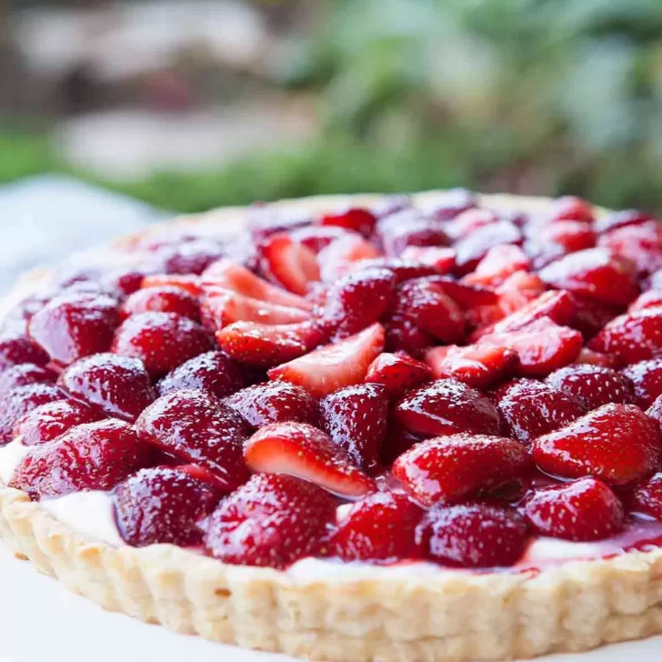 Tarta de frutillas: receta fácil para una merienda riquísima