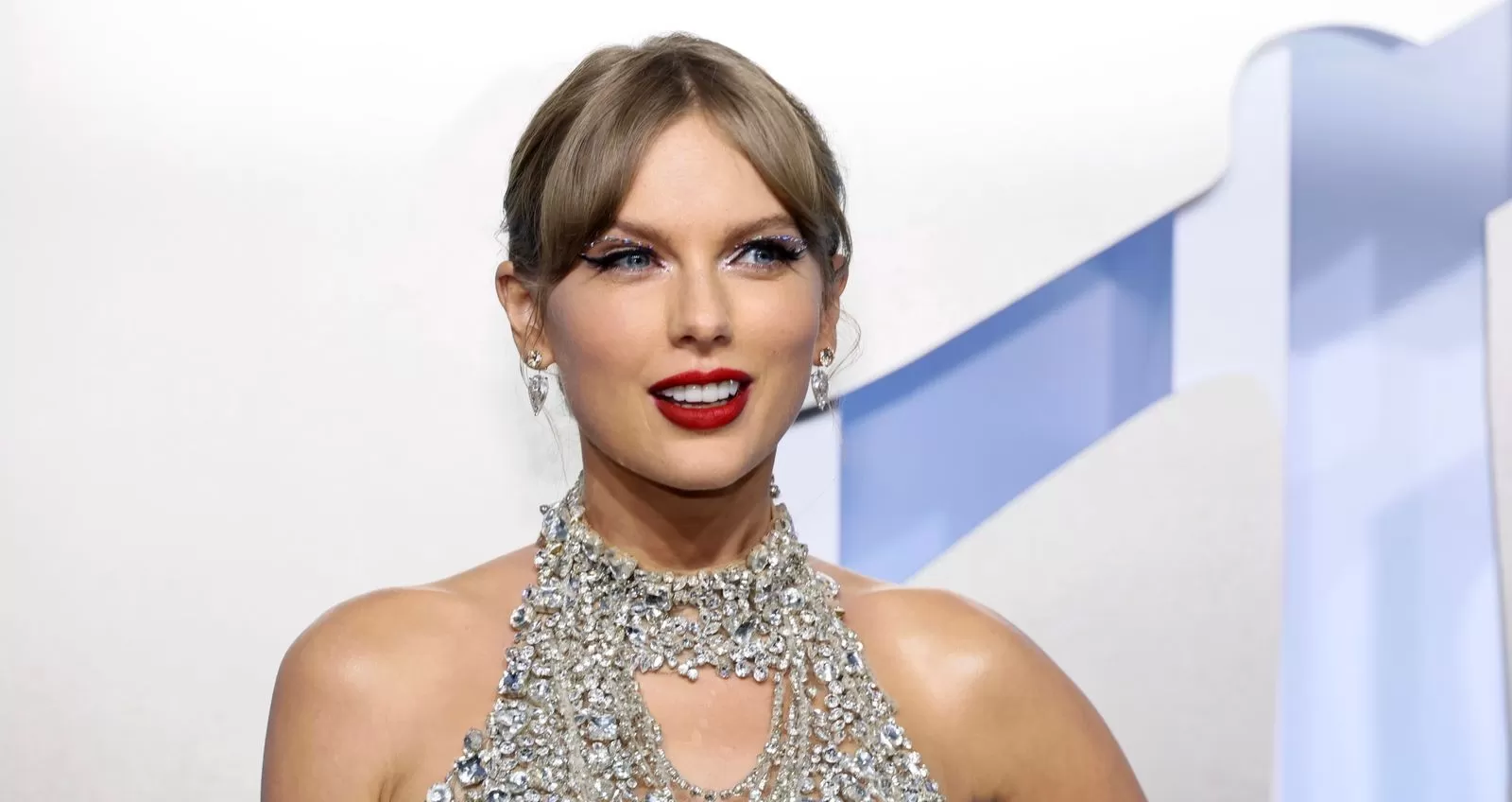 Una joven le pidió un peso a sus seguidores para comprar una entrada de Taylor Swift y el resultado se hizo viral