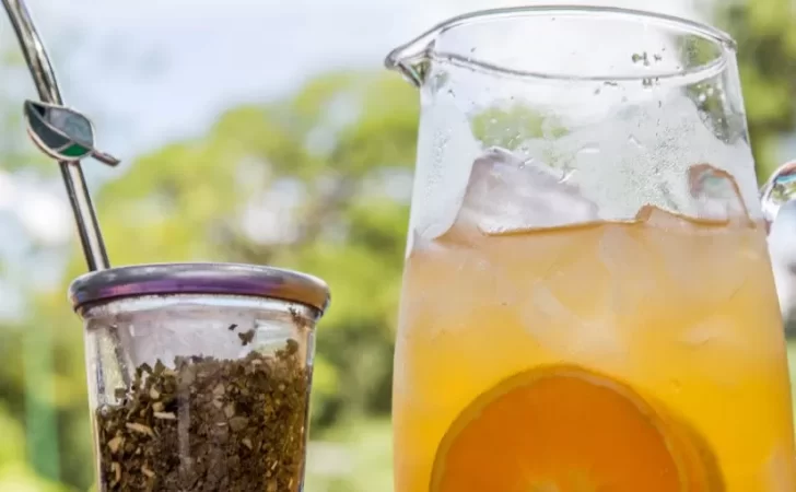 Abrió un debate en Twitter sobre el tereré y se hizo viral: ¿Se toma con agua o con jugo?