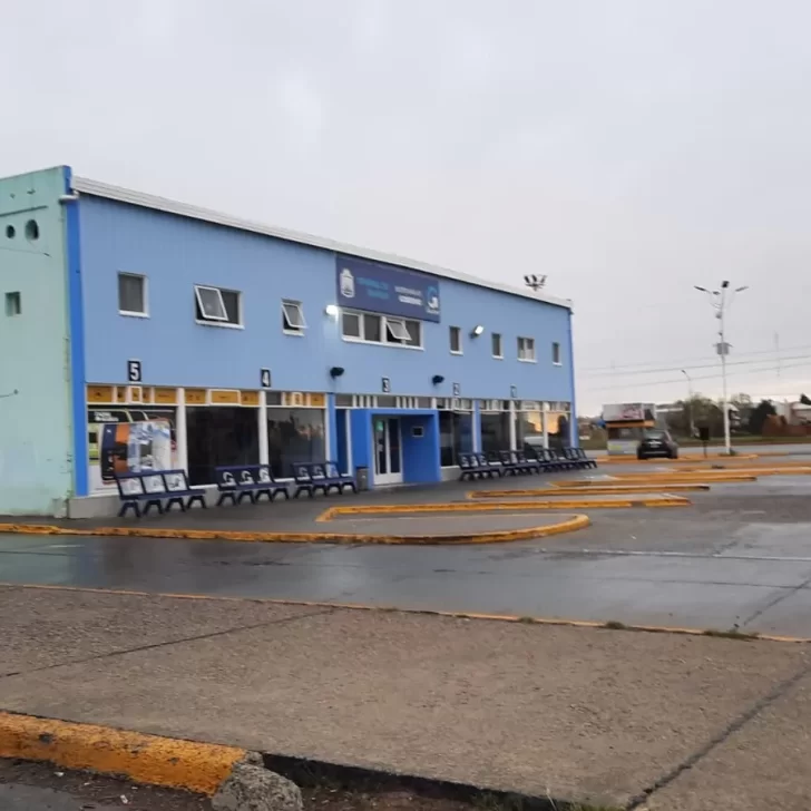 Vecino de Río Gallegos fue brutalmente golpeado entre cinco personas y abandonado semidesnudo en la ruta Vecino de Río Gallegos fue brutalmente golpeado entre cinco personas y abandonado semidesnudo en la ruta