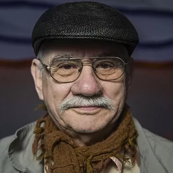 Murió el folclorista chileno Tito Fernández, conocido como “El Temucano”