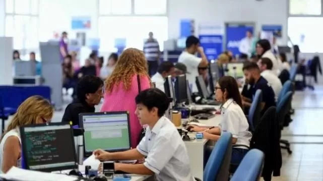 ¿Fin de semana largo?: a quiénes alcanza el feriado del 27 de junio