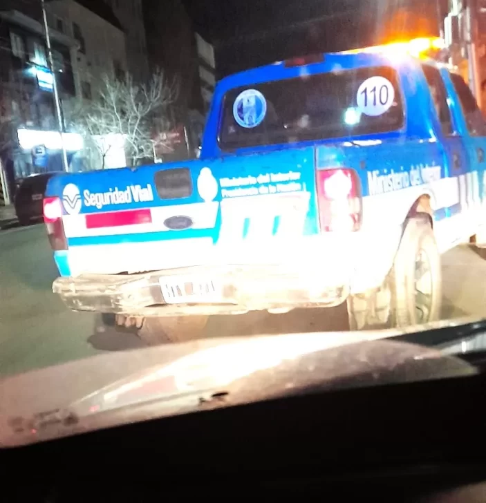 Confuso episodio entre jóvenes e inspectores de Tránsito Municipal: “Nos tiraron gas pimienta” denunciaron