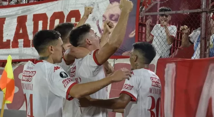 Con Juan Gauto, Huracán ganó y dio un paso más hacia la fase de grupos de la Copa Libertadores 