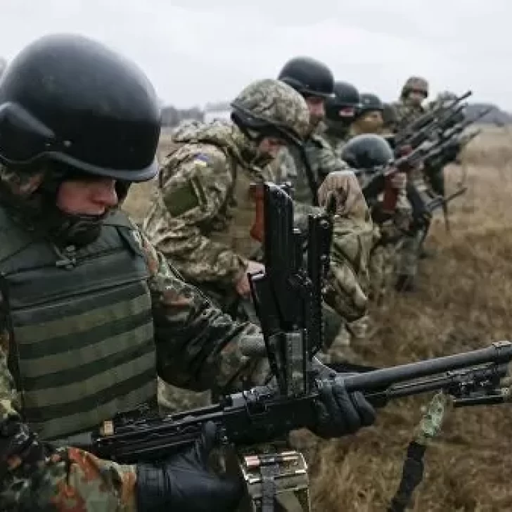 Rumania enviará equipamiento militar a Ucrania y se ofrece para atender heridos de guerra