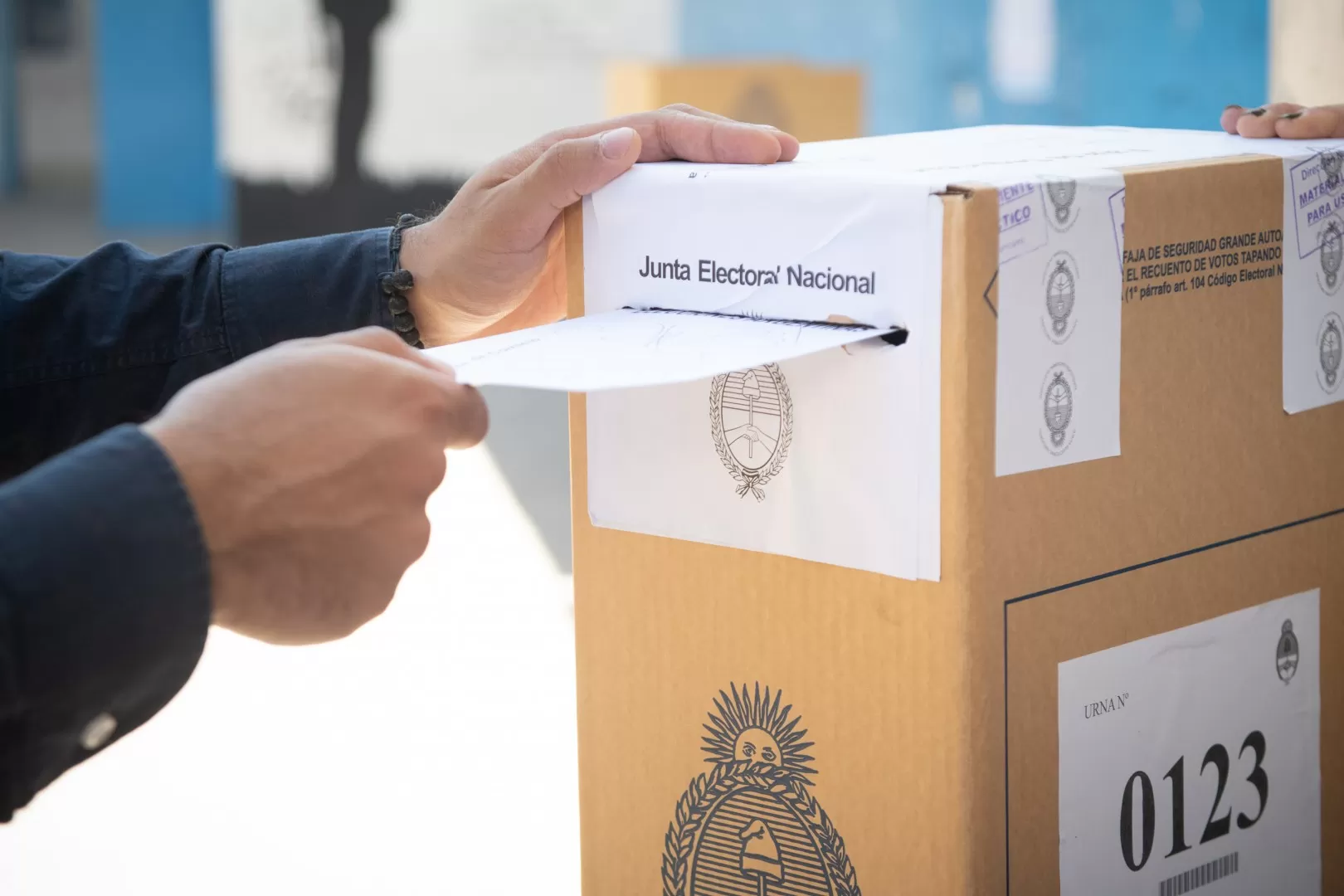 Elecciones: abrieron los comicios y Chubut ya elige gobernador