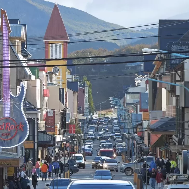 Ushuaia se prepara para elegir a 14 estatuyentes municipales este domingo