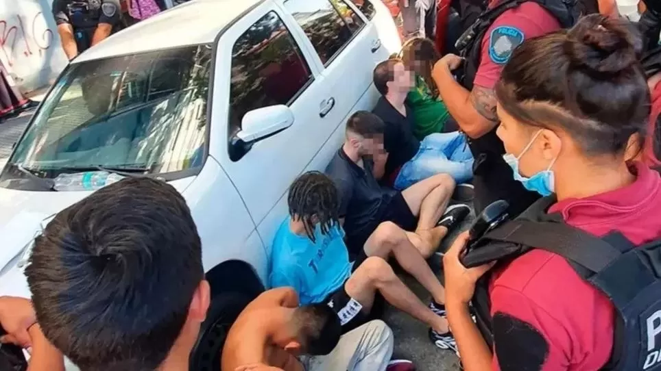 Violaron en grupo a una chica de 20 años en Palermo