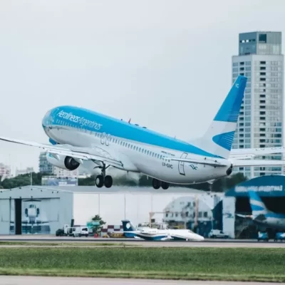 El Gobierno dictó conciliación obligatoria y no habrá paro de pilotos en las vacaciones de invierno