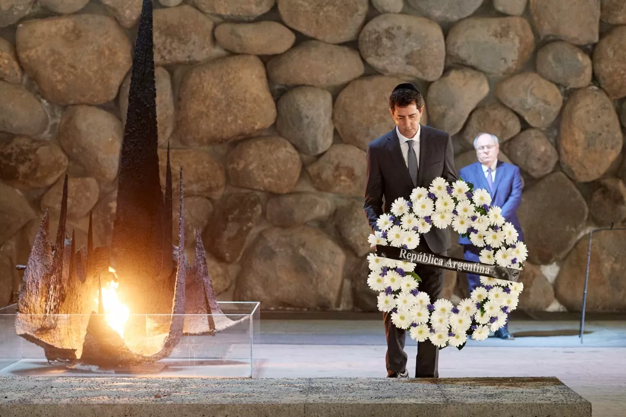 Las historias de los genocidios en Argentina e Israel se entrelazaron en el Museo del Holocausto de Jerusalén