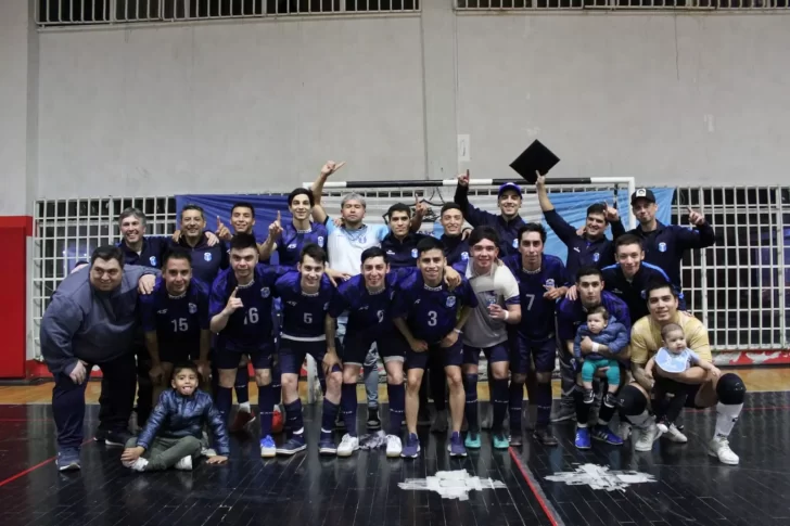 Liga Nacional de Futsal: ¡Full “Crema”! Opción Joven goleó a Diablos Rojos y se metió en el Regional