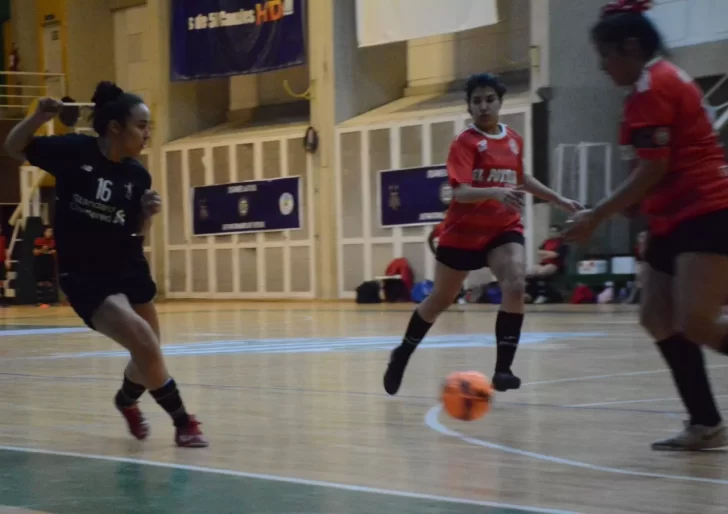 Futsal: vuelve el Femenino “A” y arranca Seniors y Veteranos en Río Gallegos