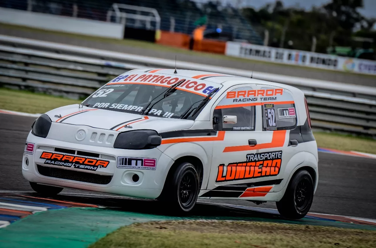 Córdoba Pista: en su estreno en la competencia, Thiago Martínez finalizó 11° en Santiago del Estero Córdoba Pista: en su estreno en la competencia, Thiago Martínez finalizó 11° en Santiago del Estero