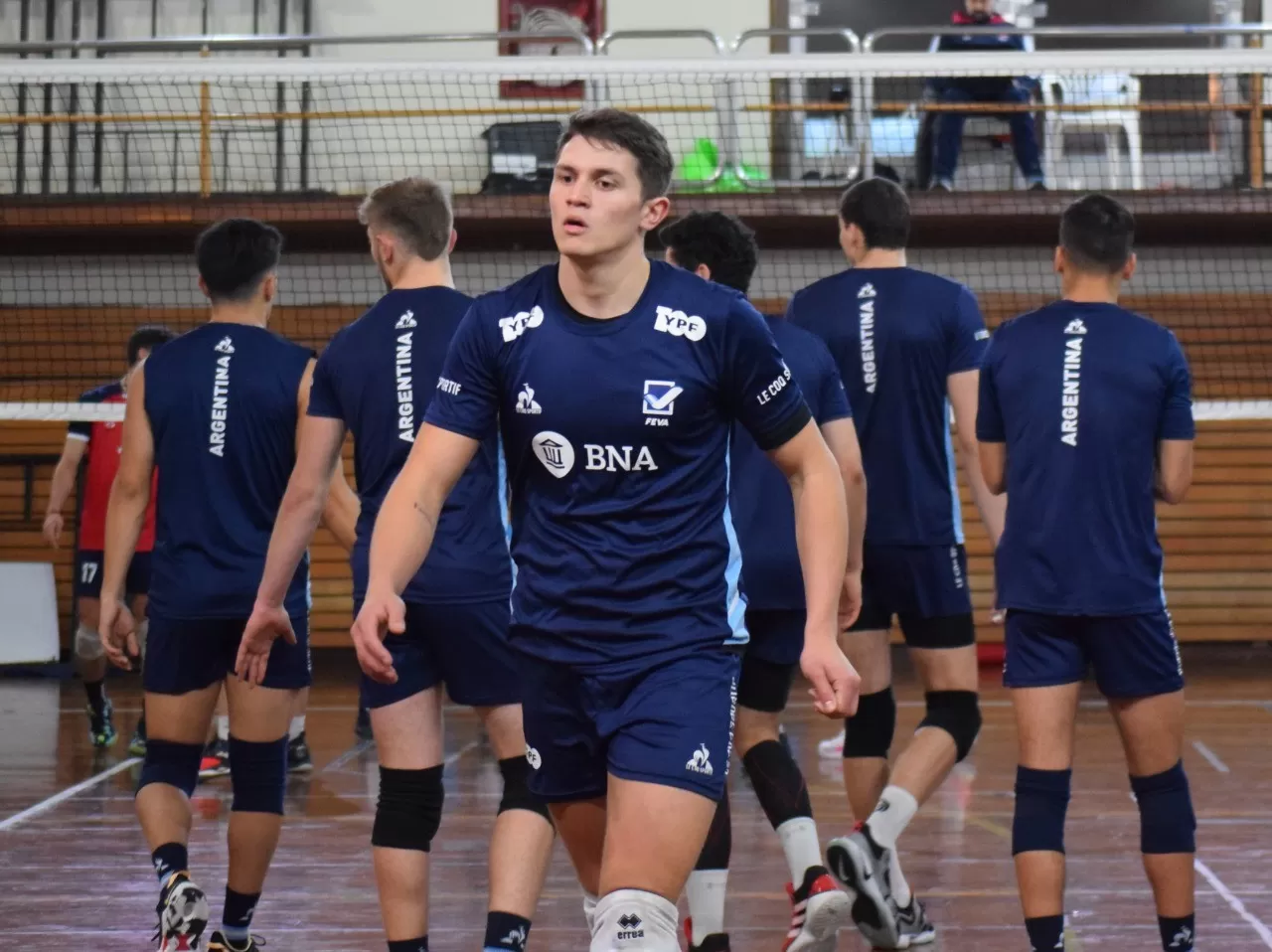 La Selección Argentina de Vóley convocó a Leandro Calvo, el nuevo refuerzo de UPCN que se crió en Puerto Santa Cruz La Selección Argentina de Vóley convocó a Leandro Calvo, el nuevo refuerzo de UPCN que se crió en Puerto Santa Cruz