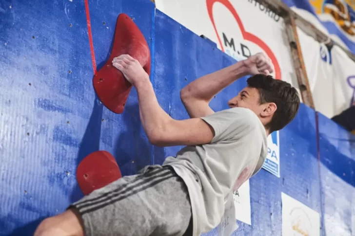 Mateo Monetta: el joven de Río Gallegos que se quedó con el Regional de Escalada