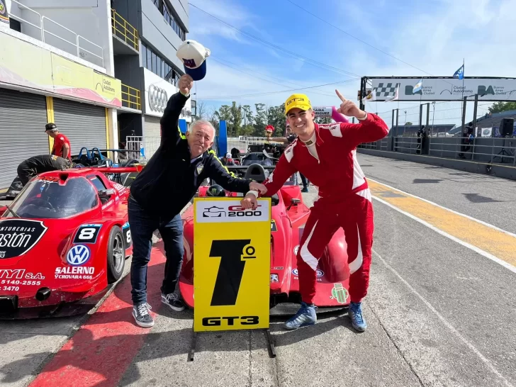 El piloto santacruceño Ayrton Gardoqui ganó en la Clase GT3 en el autódromo de Buenos Aires