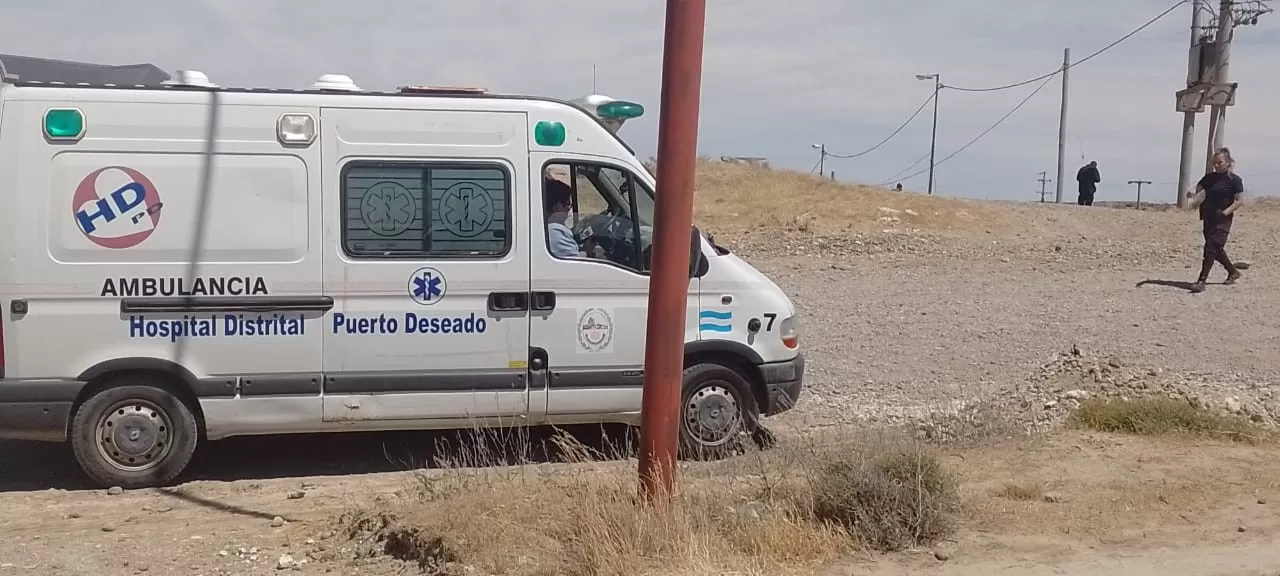 Dos hombres se acercaron a una pareja, los acuchillaron y se llevaron su auto Dos hombres se acercaron a una pareja, los acuchillaron y se llevaron su auto