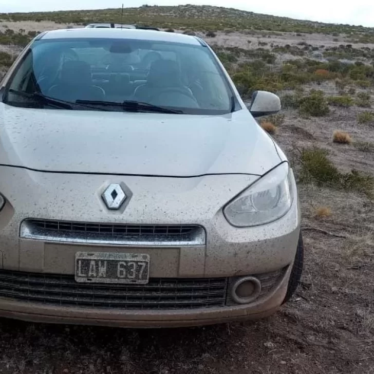 Se robaron un auto en Pico Truncado y apareció en Caleta Olivia en estado de abandono