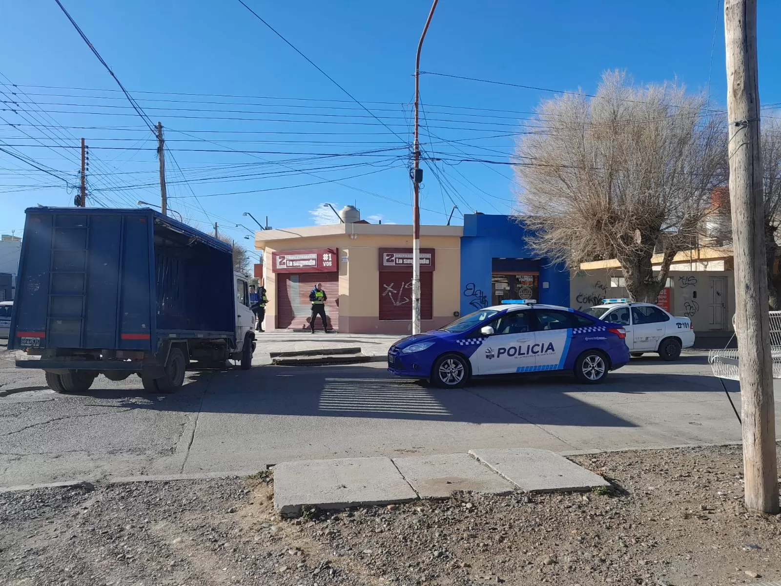 “Se voló todo”: temporal con ráfagas que superaron los 120 km por hora en la zona norte de Santa Cruz