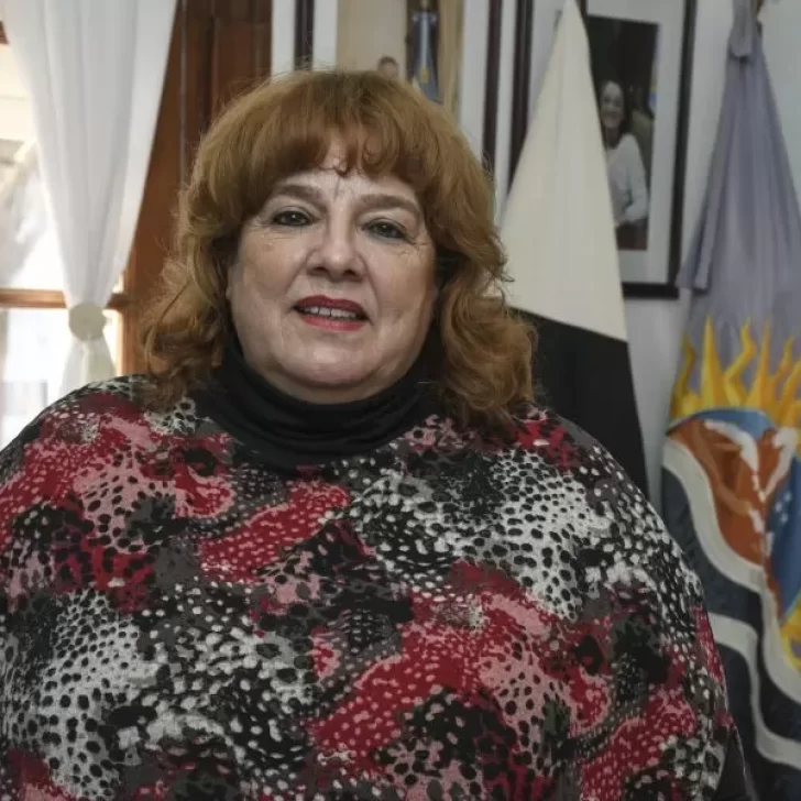 Claudia Martínez dijo que será difícil que a la medianoche se conozca al nuevo gobernador de Santa Cruz