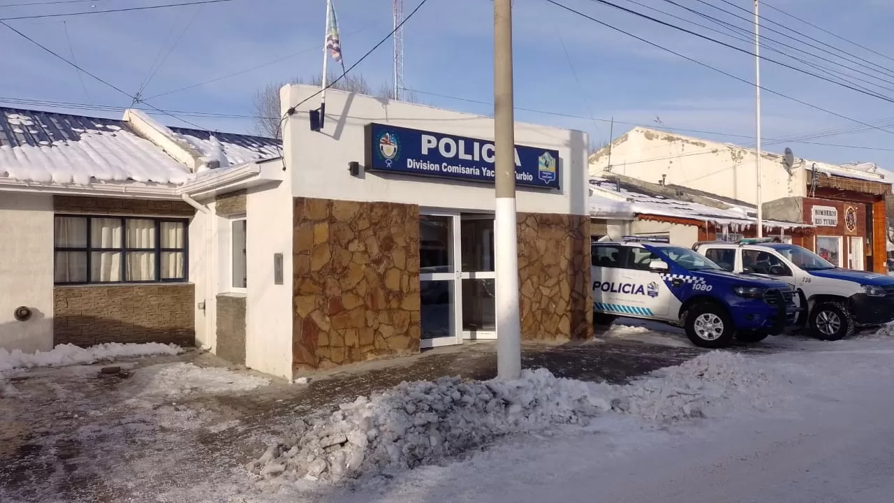 Disturbios en Río Turbio: se peleó en un pub, le encontraron marihuana y fue detenido 