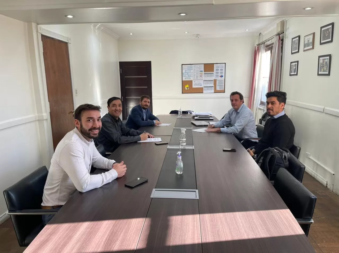 Provincia y los municipios avanzan en la “conciliación de las deudas” Provincia y los municipios avanzan en la “conciliación de las deudas”