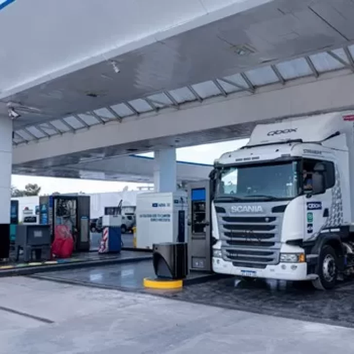 YPF suma más gasoil al mercado para mejorar el abastecimiento en el país YPF suma más gasoil al mercado para mejorar el abastecimiento en el país