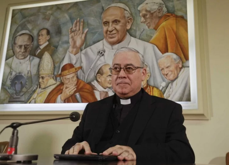 Obispos chilenos renuncian ante el Papa por un escándalo de abuso sexual