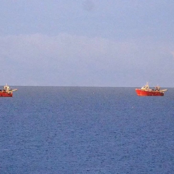 Una veintena de pesqueros debieron resguardarse de un fuerte temporal Una veintena de pesqueros debieron resguardarse de un fuerte temporal