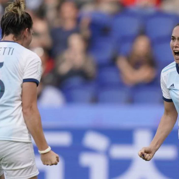 Los clubes deberán garantizar 14 semanas de remuneración a jugadoras embarazadas