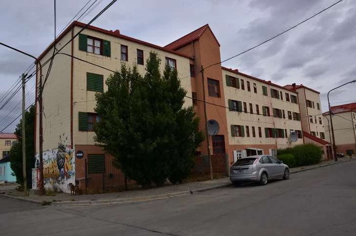 Ex barrio APAP: edificios  sin escaleras y una tragedia