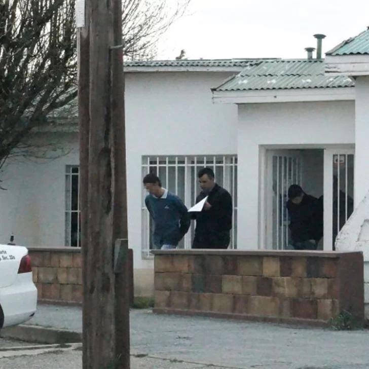 La Policía detuvo a dos de los acusados del robo a la panadería La Policía detuvo a dos de los acusados del robo a la panadería