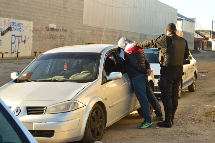 Acusado de amenazas continuará tras las rejas